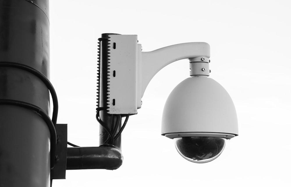How Commercial Security Systems Affect Business Profitability