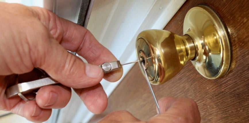Fixing a broken key in a lock