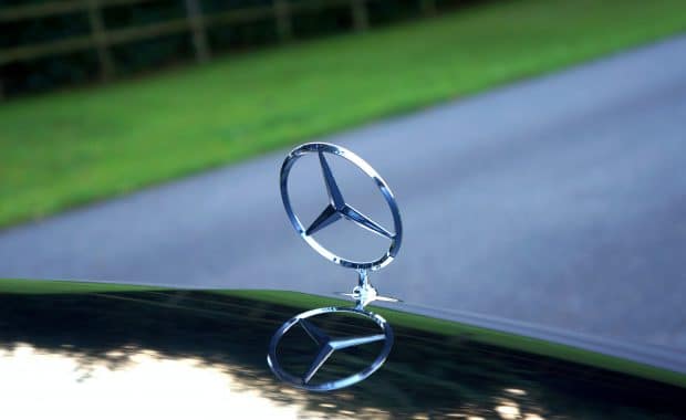 Mercedes Benz emblem
