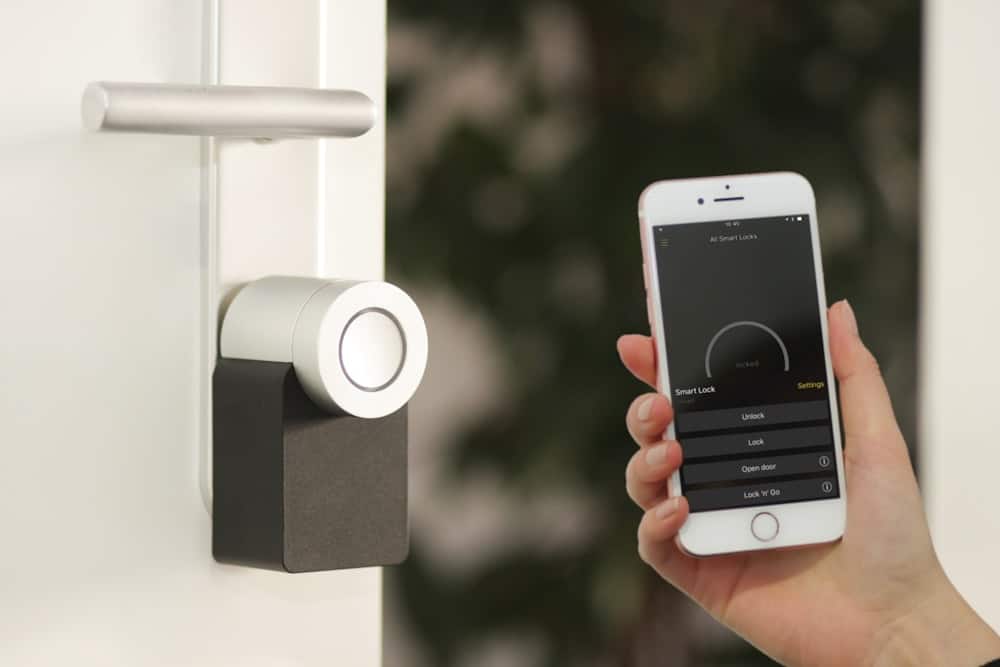 A keyless lock you can unlock with a smart phone